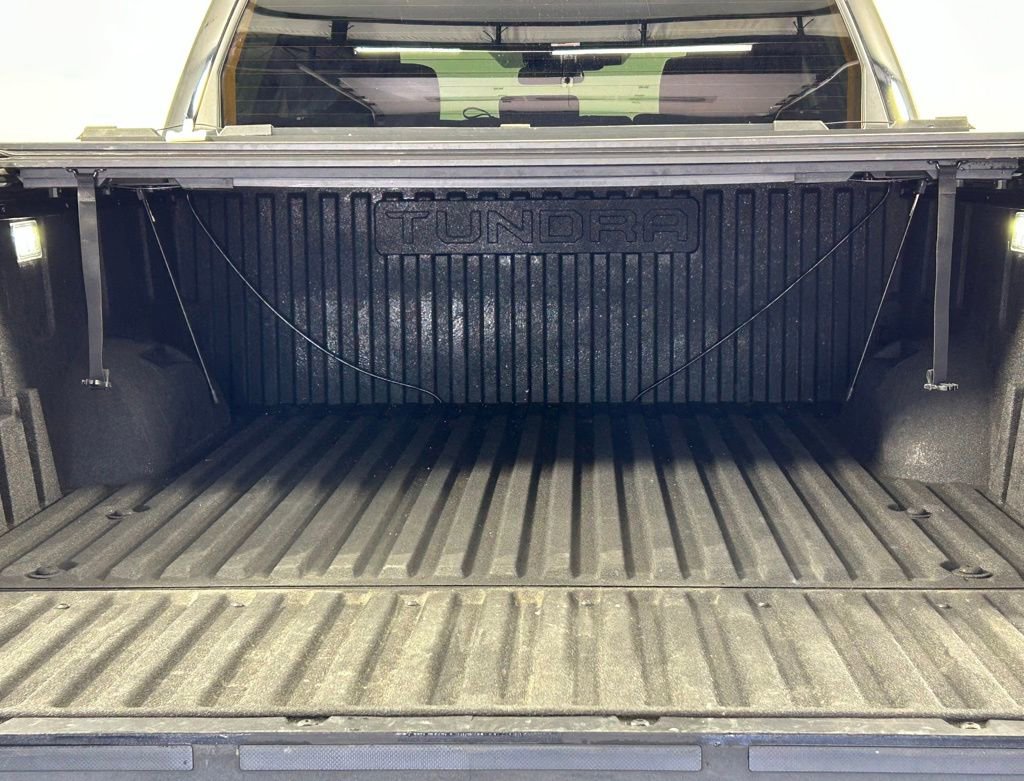 Used 2022 Toyota Tundra SR5 AWD/4WD image 14