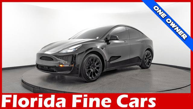 Used 2023 Tesla Model Y Long Range image 1