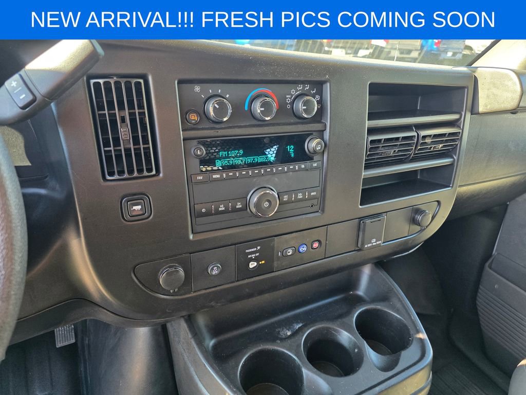 Used 2024 Chevrolet Express 2500 w/ Driver Convenience Package image 9
