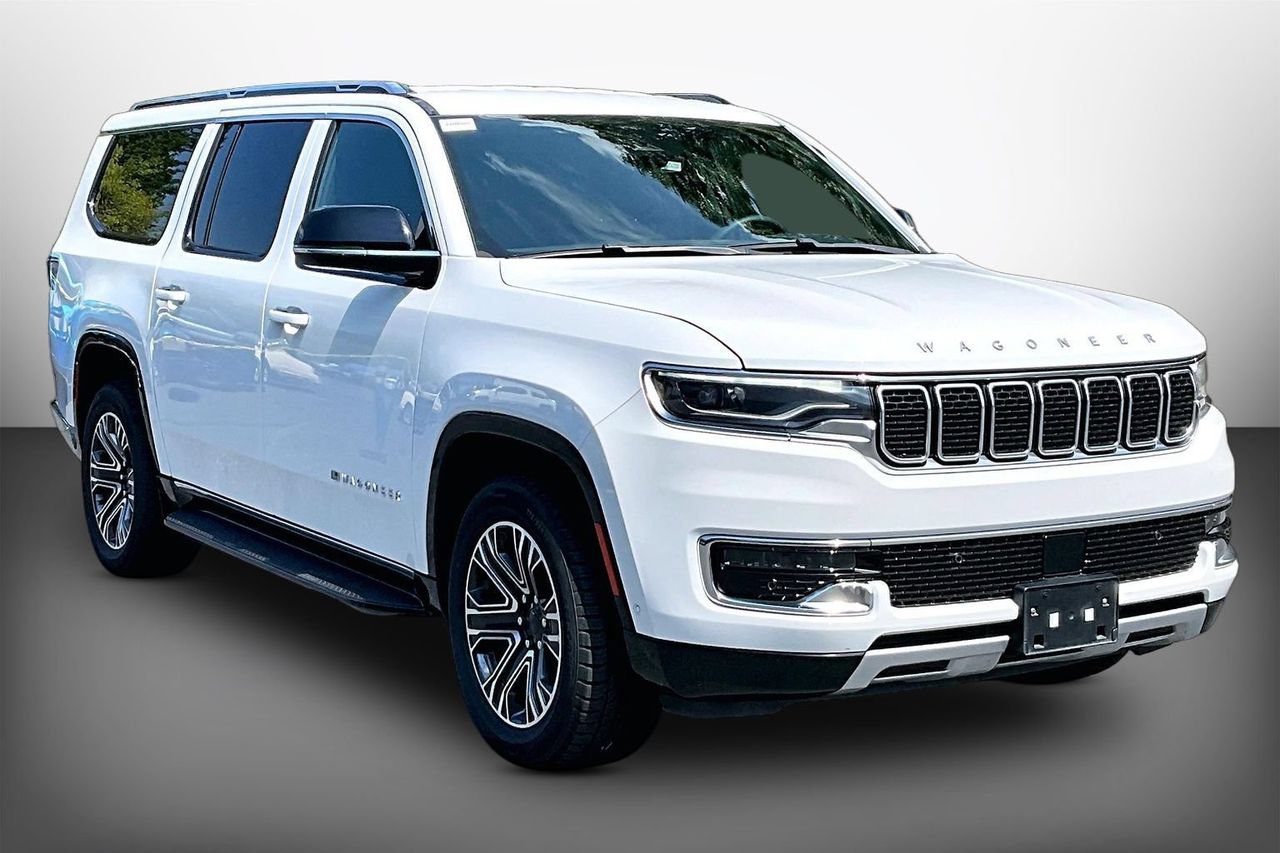 Certified 2024 Jeep Wagoneer L Series II w/ Flexible Seating Group