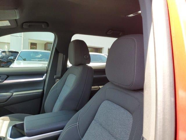 Used 2025 GMC Terrain Elevation AWD/4WD image 18
