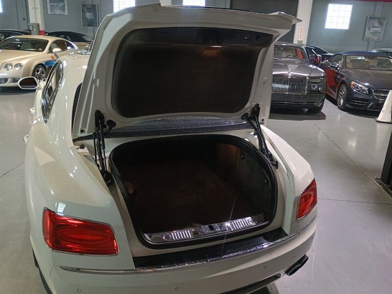 Used 2015 Bentley Flying Spur V8 AWD/4WD image 16
