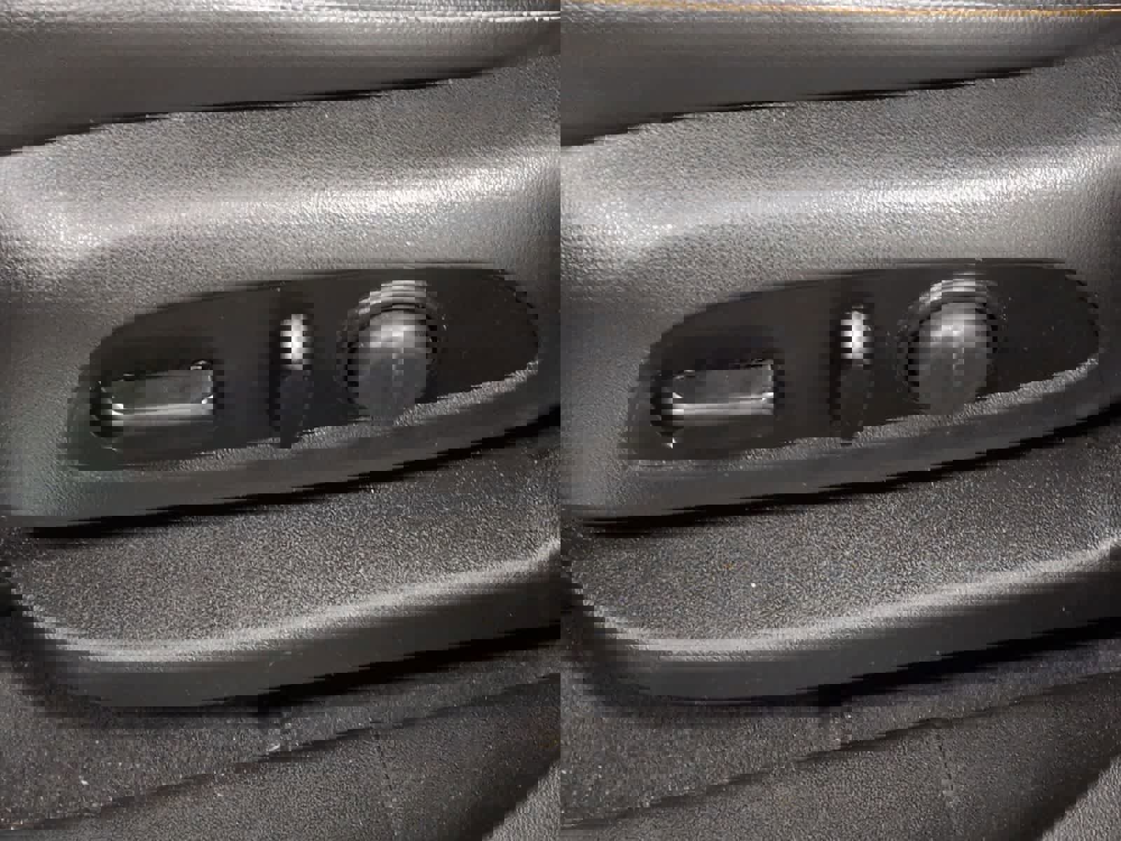 Used 2021 Chevrolet Equinox Premier w/ LPO, Floor Liner Package image 18