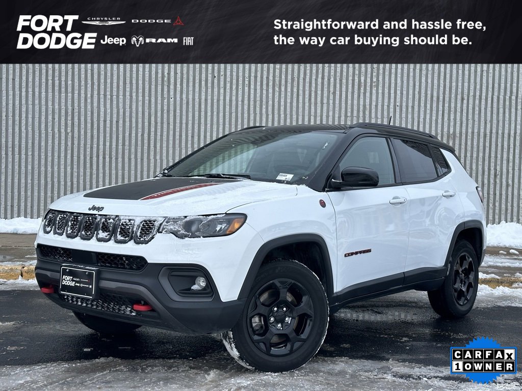 Used 2023 Jeep Compass Trailhawk image 1