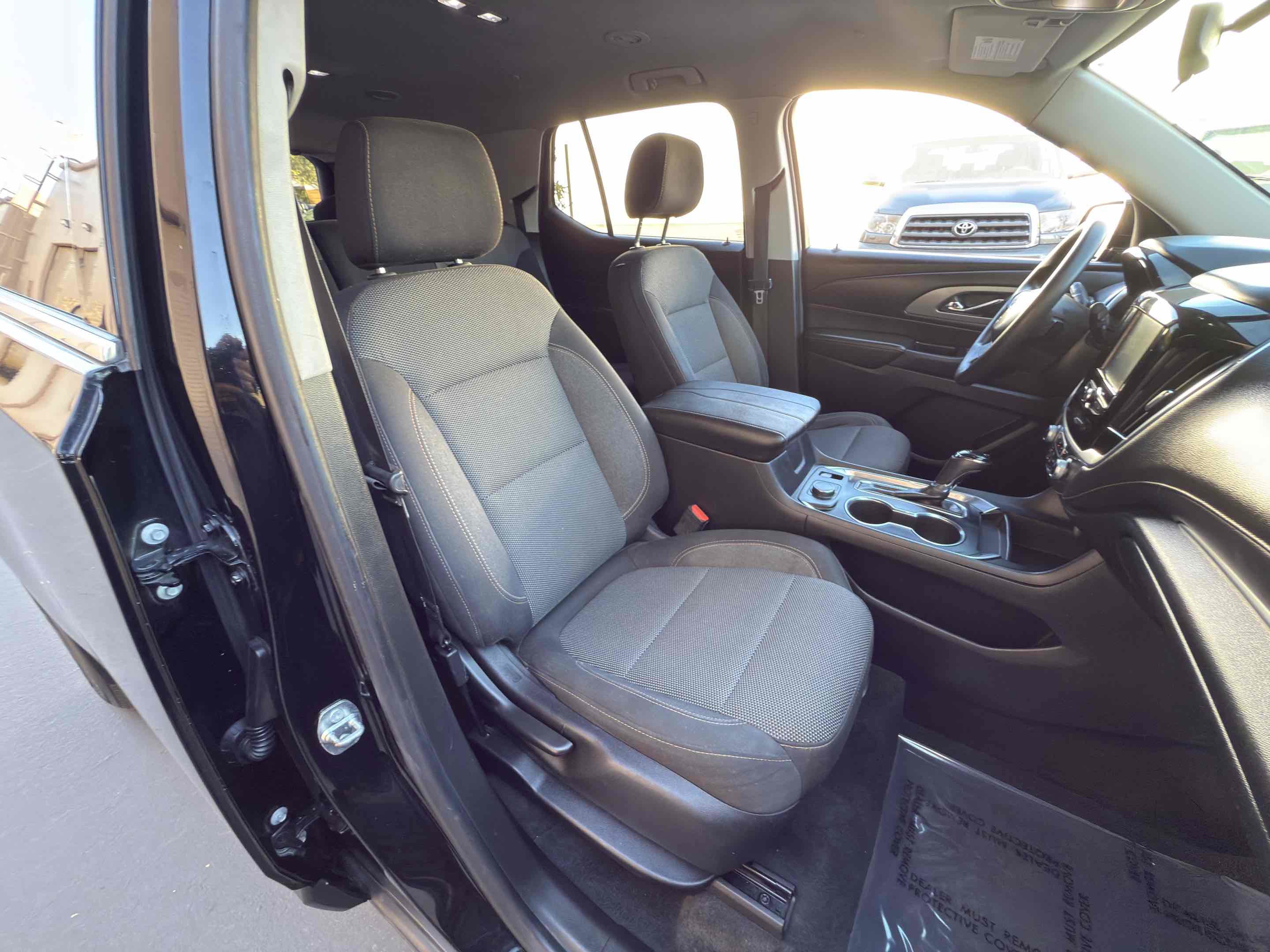 Used 2018 Chevrolet Traverse LS image 43