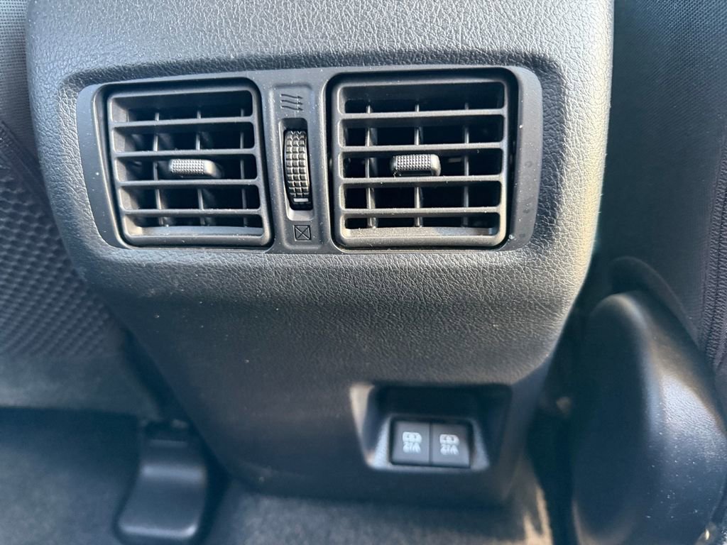 Used 2022 Toyota 4Runner SR5 image 16