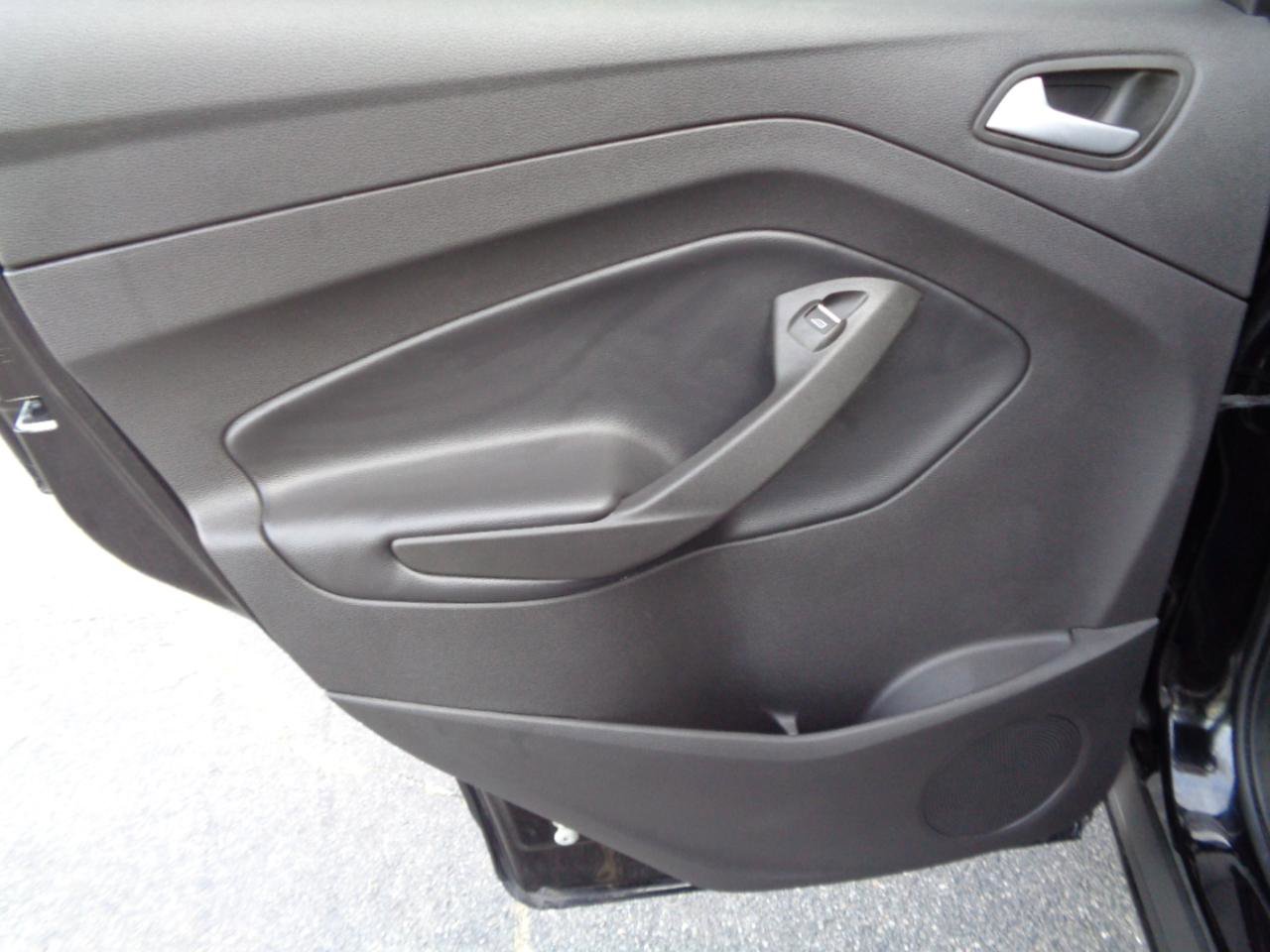 Used 2019 Ford Escape SE AWD/4WD image 22