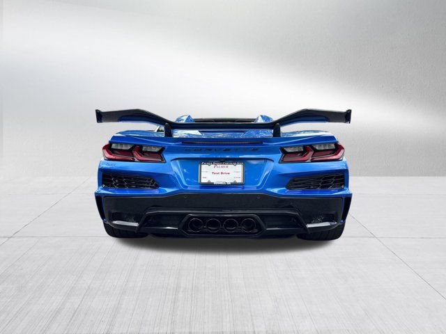Used 2024 Chevrolet Corvette Z06 w/ Z07 Performance Package RWD image 7