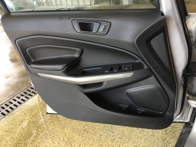 Used 2021 Ford EcoSport SES image 39