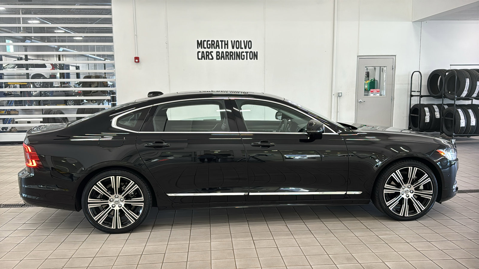 Used 2023 Volvo S90 B6 Ultimate w/ Lounge Package AWD/4WD image 4