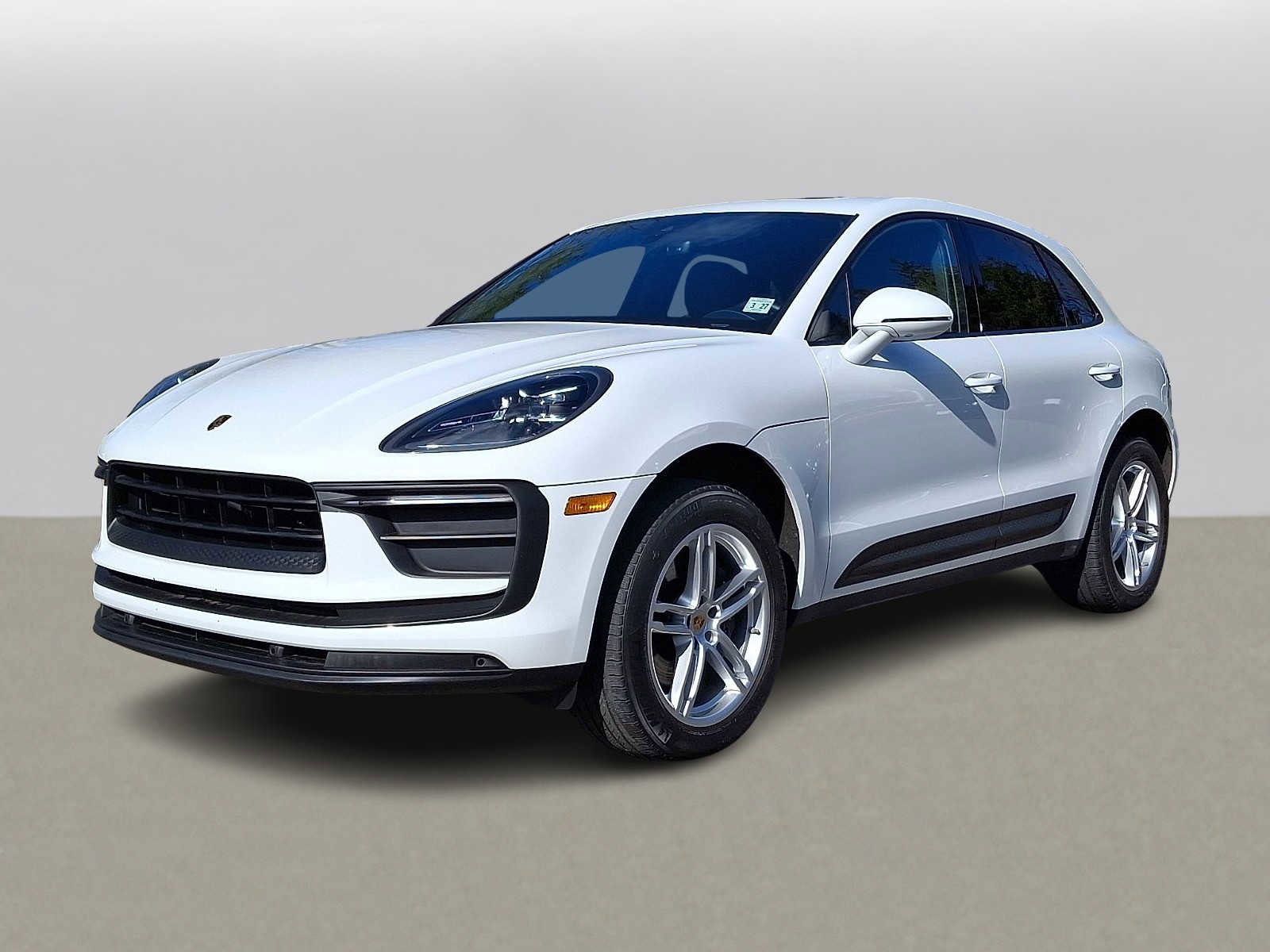 Used 2022 Porsche Macan image 1