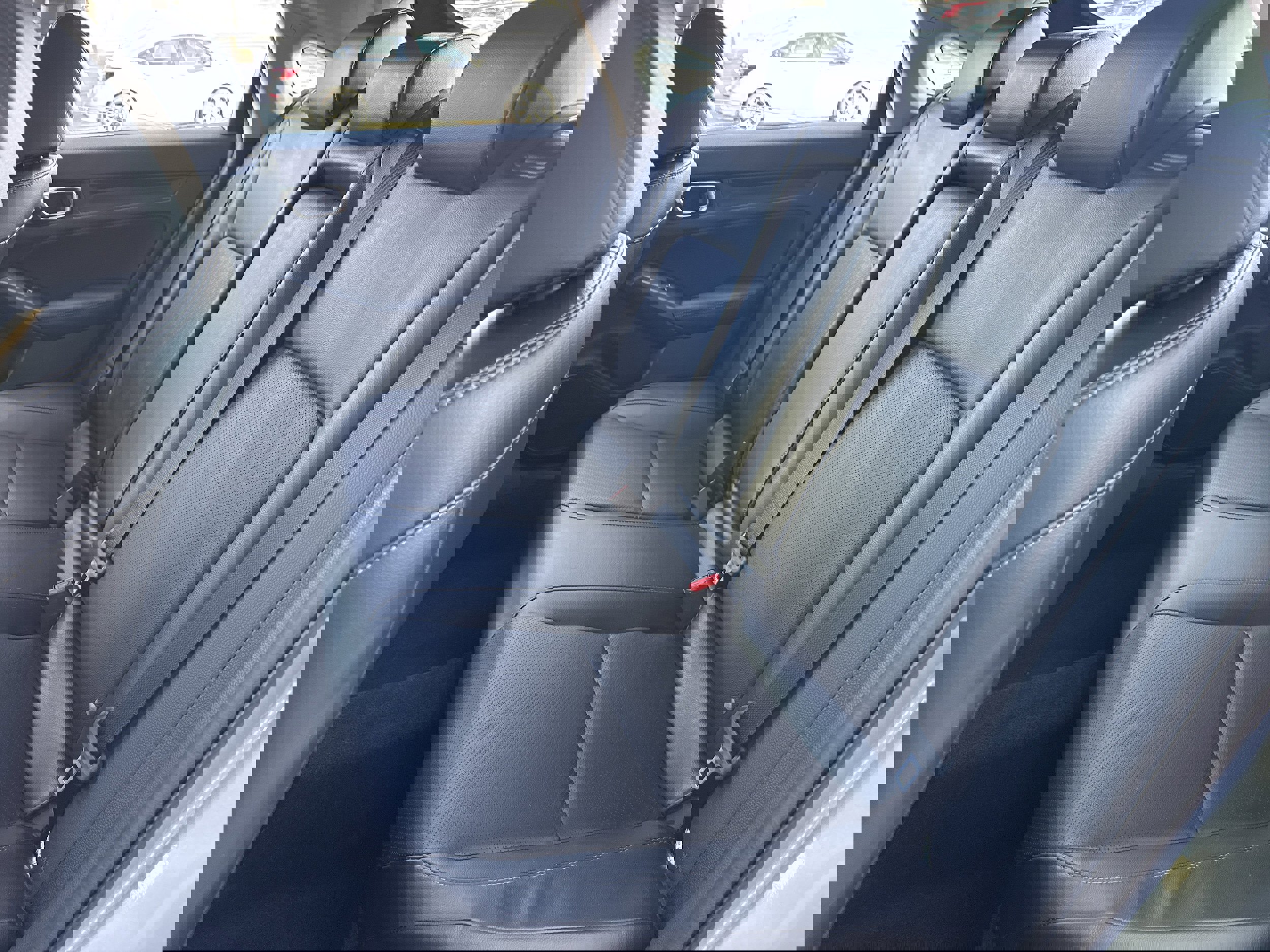 Used 2024 Honda Civic EX-L image 11