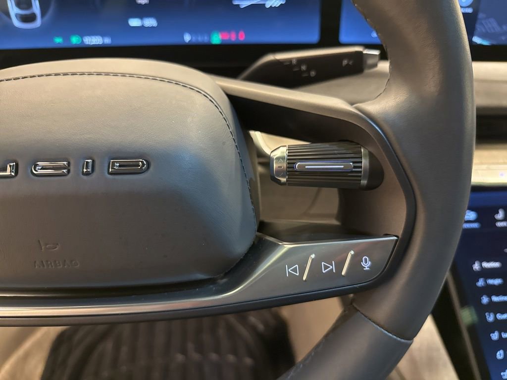 Used 2022 Lucid Air Dream Edition image 14