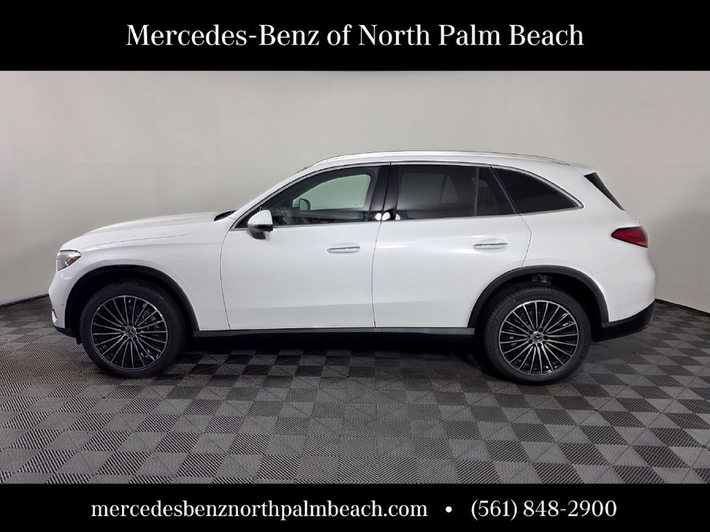 New 2027 Mercedes-Benz GLC 300 4MATIC image 3