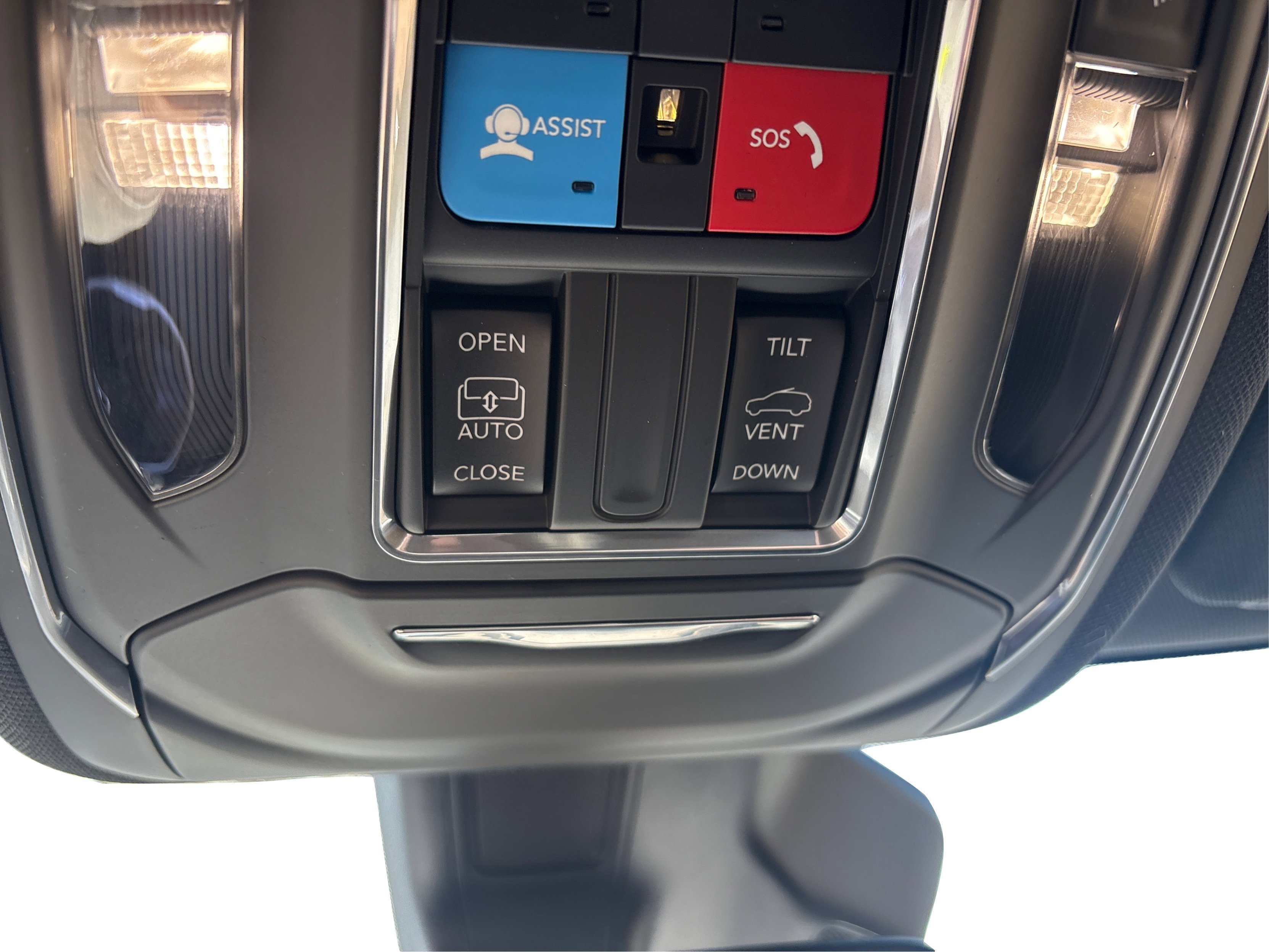 Used 2024 Jeep Grand Cherokee L Altitude image 18