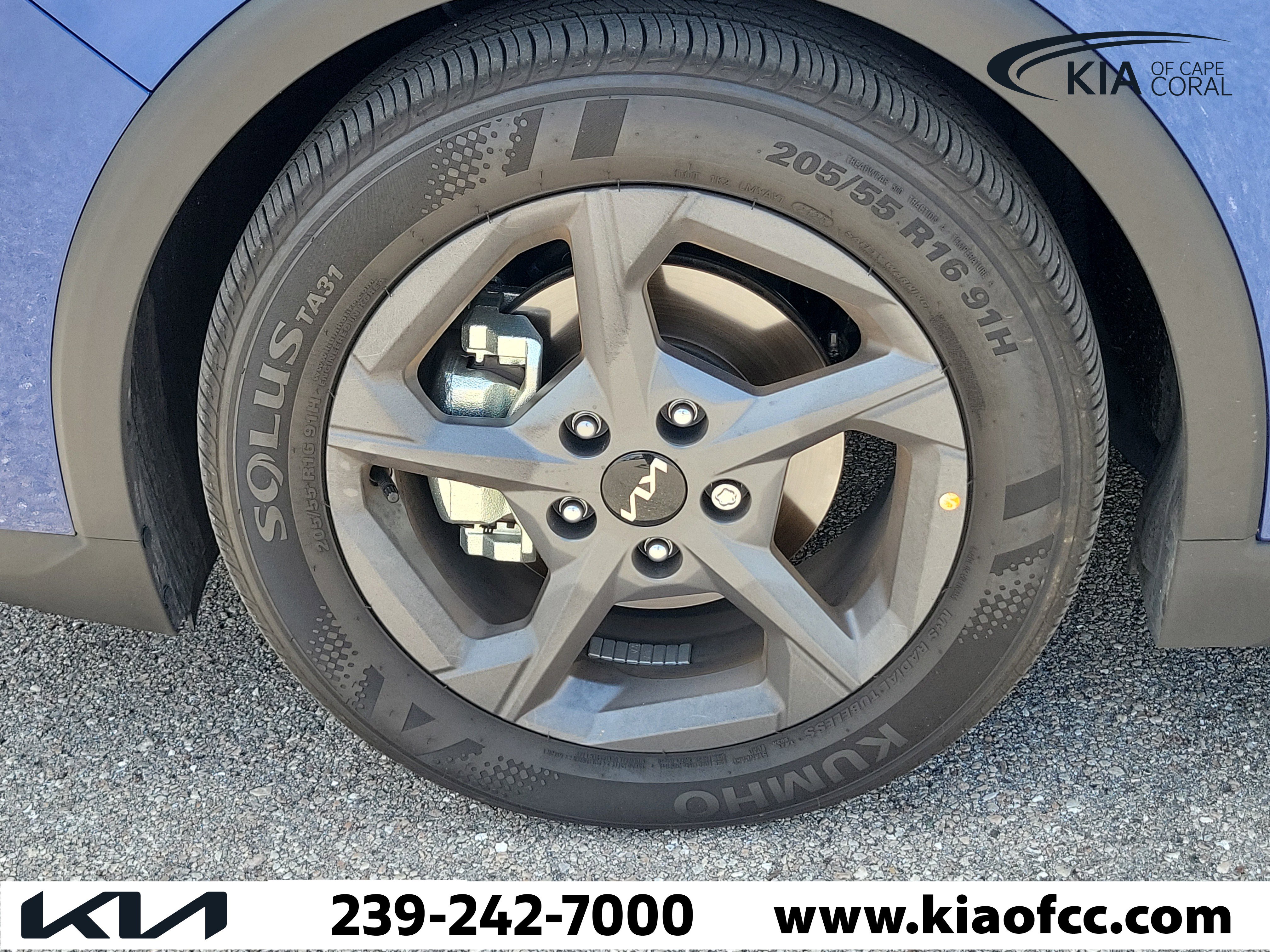 Used 2025 Kia K4 LXS FWD image 9
