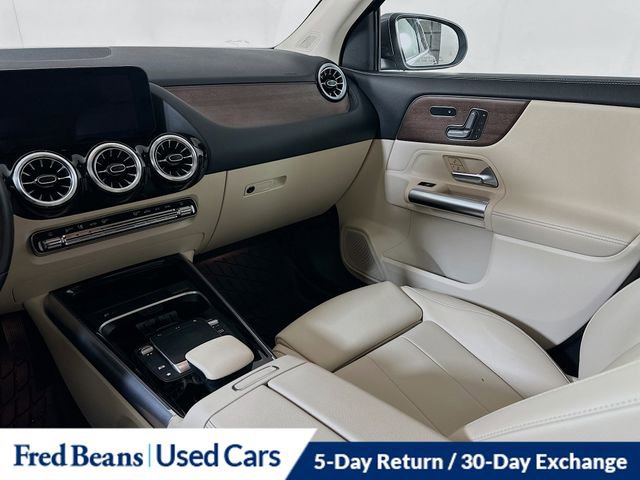 Used 2023 Mercedes-Benz GLA 250 4MATIC image 23