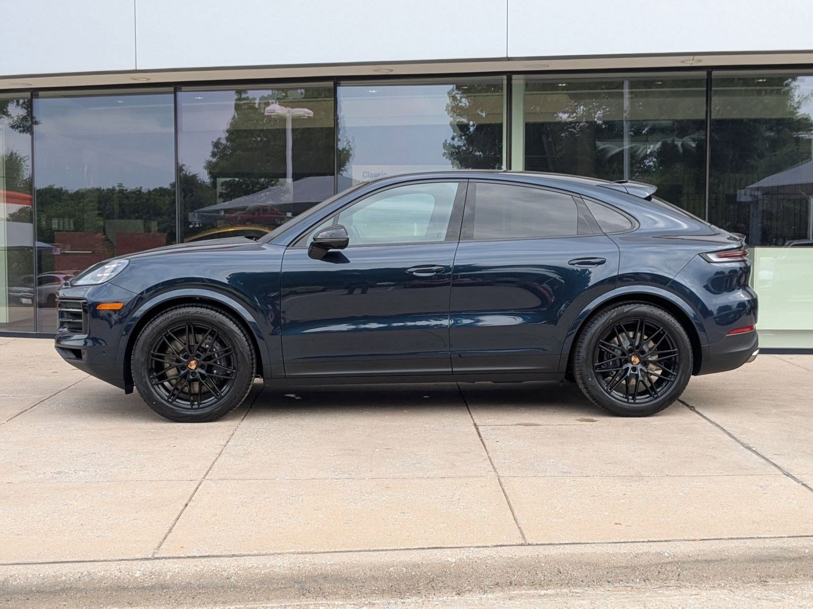 New 2026 Porsche Cayenne Coupe AWD/4WD video 2