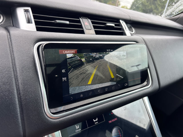Used 2018 Land Rover Range Rover Sport HSE AWD/4WD image 23