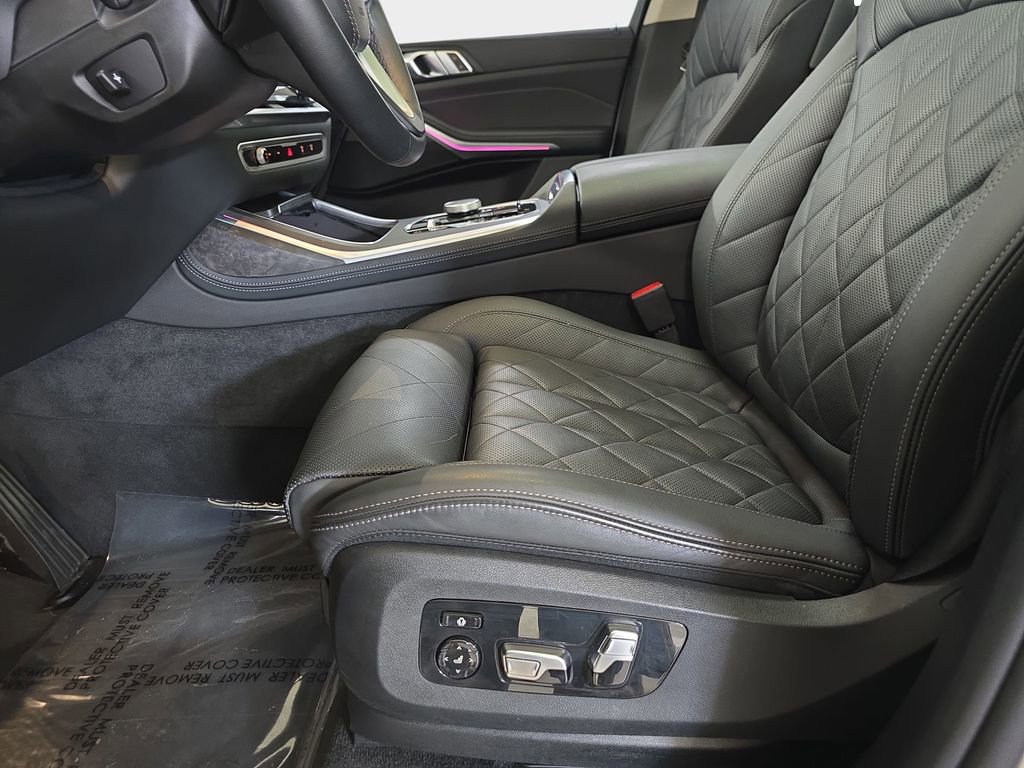 Certified 2024 BMW X7 xDrive40i image 24