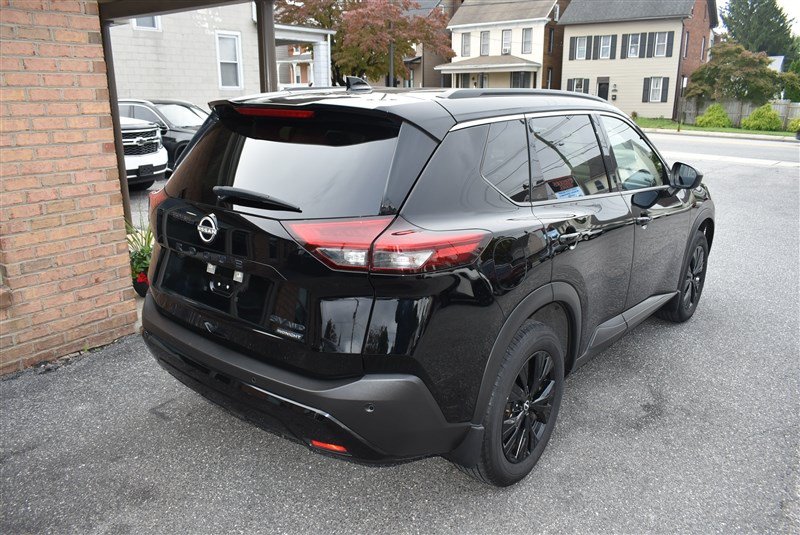 Used 2023 Nissan Rogue SV w/ SV Premium B Package AWD/4WD image 4