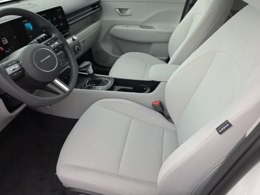 New 2027 Hyundai Kona SE FWD image 16