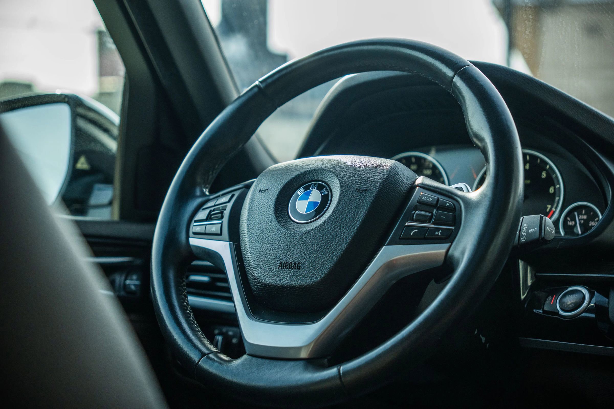 Used 2018 BMW X5 xDrive35i w/ Driving Assistance Package image 12