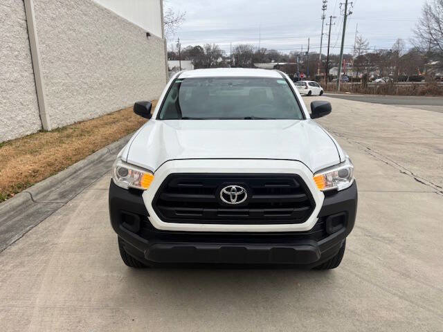 Used 2016 Toyota Tacoma SR image 9