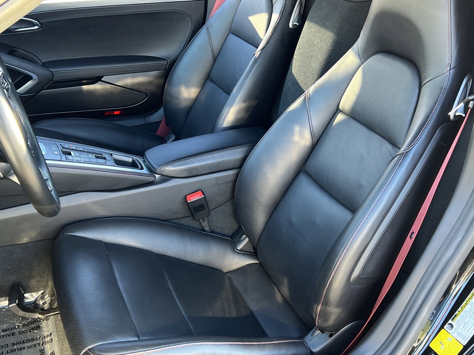 Certified 2023 Porsche 718 Boxster image 5