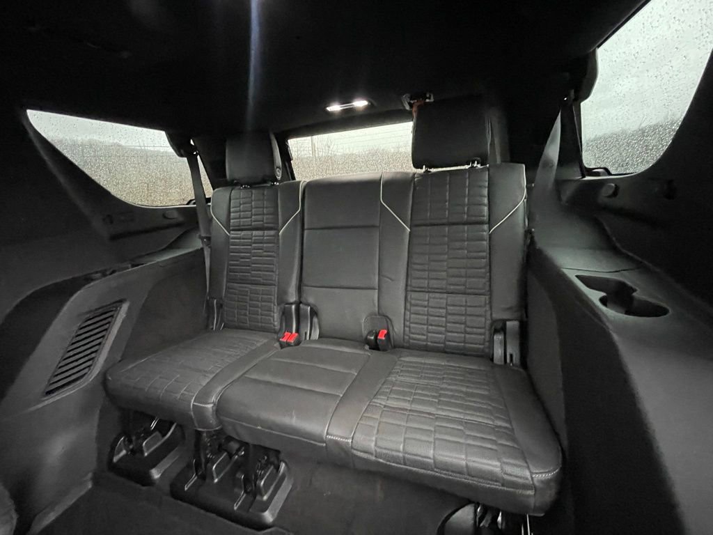 Certified 2022 Cadillac Escalade Sport Platinum w/ LPO, ONYX Package image 27