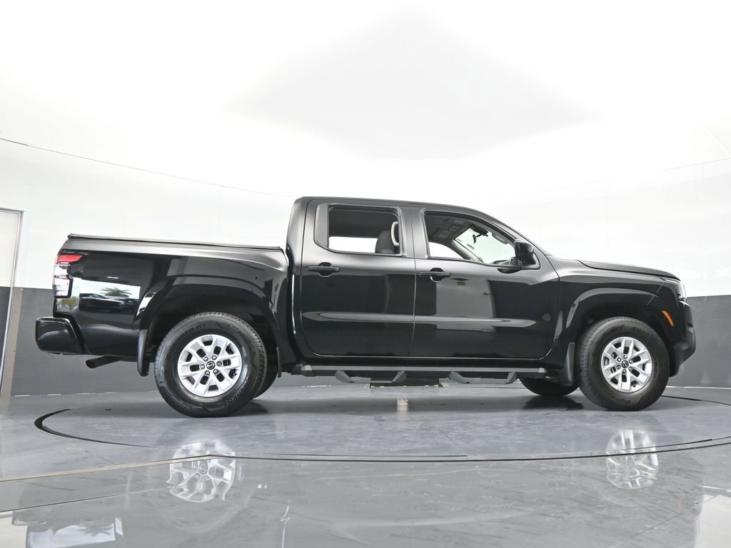 Used 2024 Nissan Frontier SV image 55