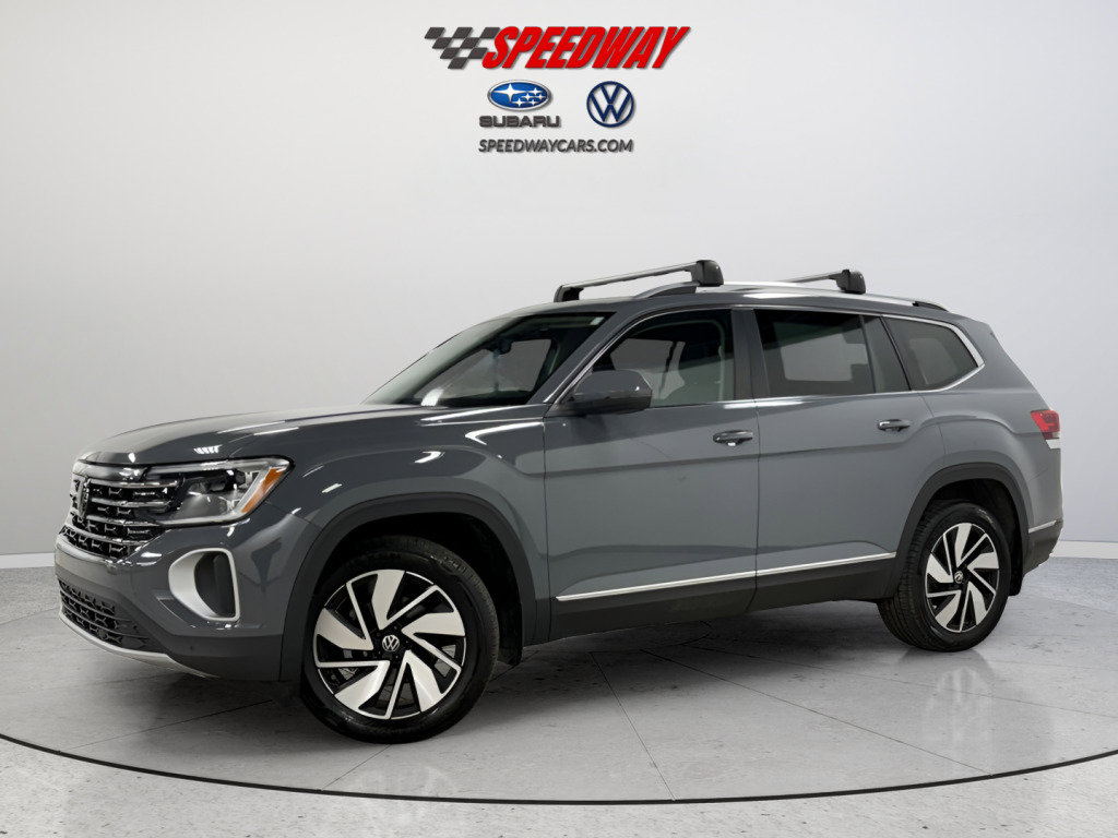 Used 2025 Volkswagen Atlas SEL image 3