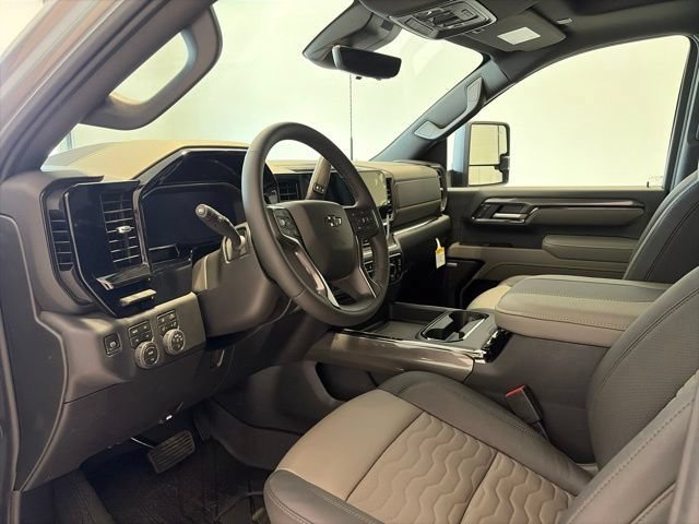 New 2026 Chevrolet Silverado 2500 ZR2 AWD/4WD image 9