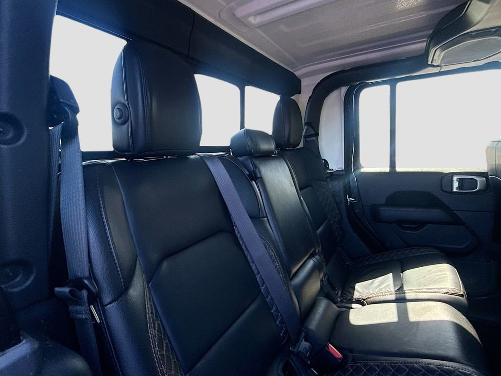 Used 2021 Jeep Gladiator Overland AWD/4WD image 31