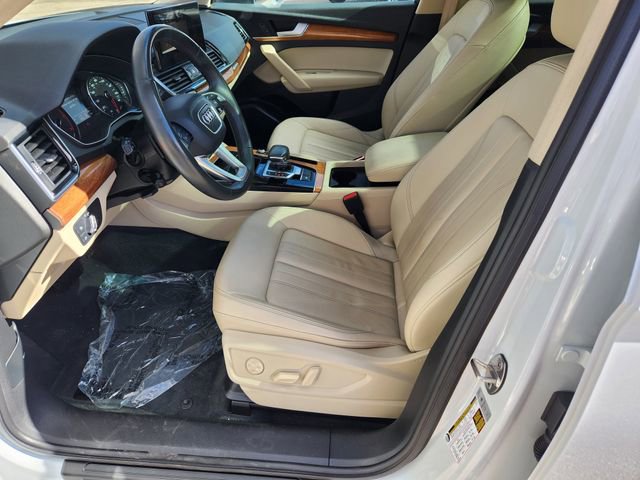 Used 2023 Audi Q5 2.0T Premium w/ Convenience Package image 11