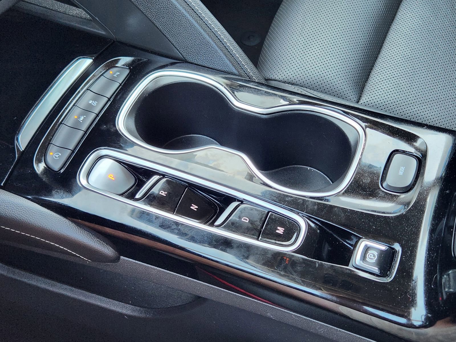 Used 2023 Buick Envision Essence w/ Sport Touring Package image 20