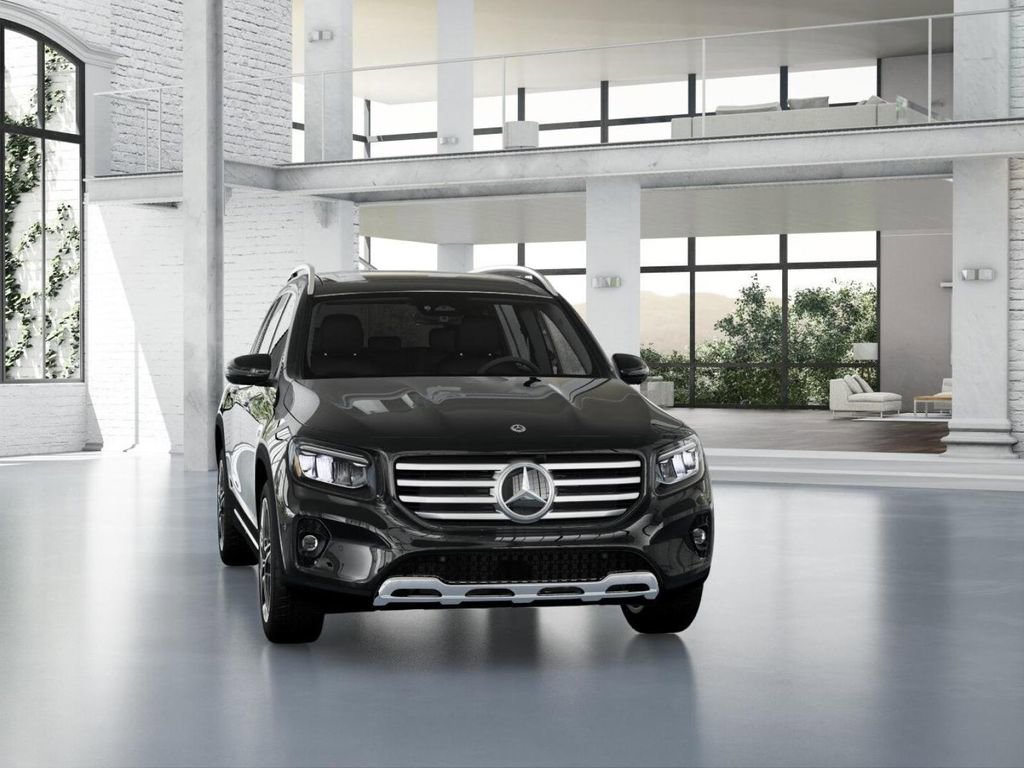 New 2026 Mercedes-Benz GLB 250 4MATIC image 8