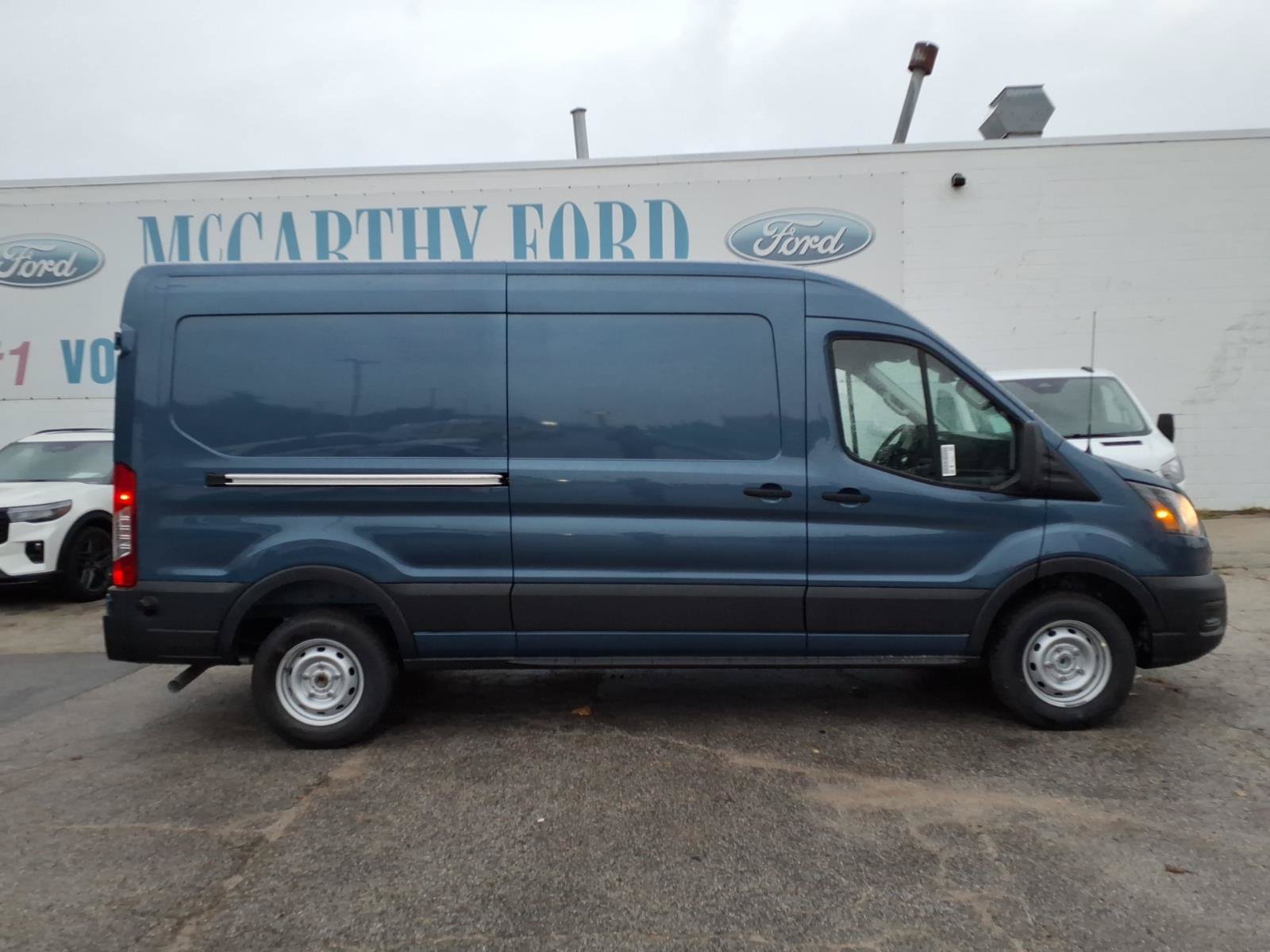 New 2027 Ford Transit 250 148 Medium Roof RWD image 2