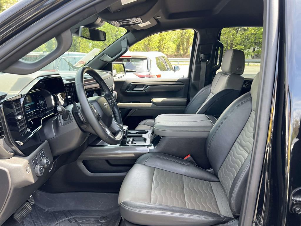 Used 2024 Chevrolet Silverado 1500 ZR2 AWD/4WD image 15