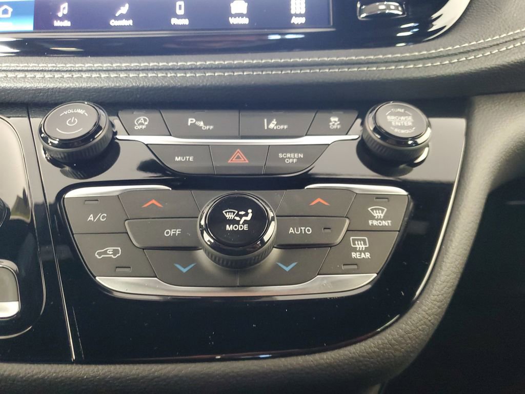 New 2026 Chrysler Pacifica Select image 22