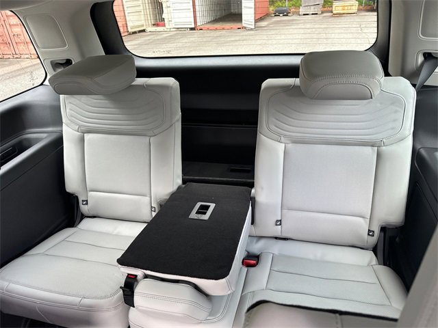 New 2025 Ford Expedition Platinum w/ Platinum Ultimate Package image 23