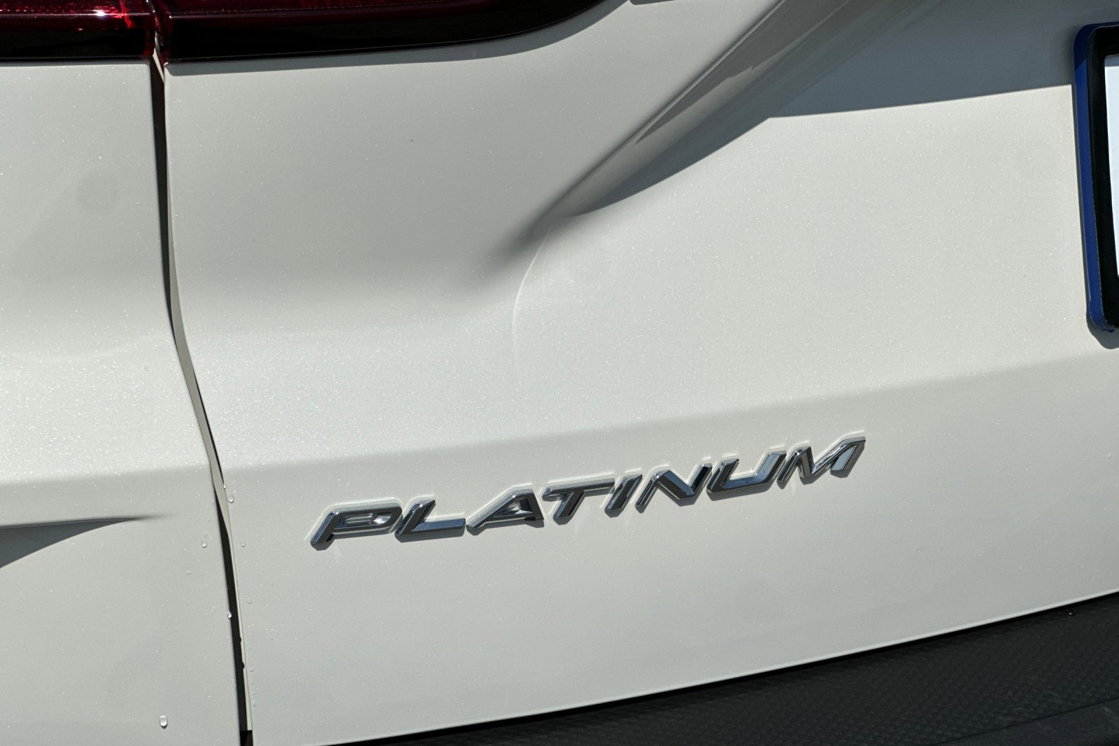 New 2025 Ford Escape Platinum w/ Premium Technology Package image 26
