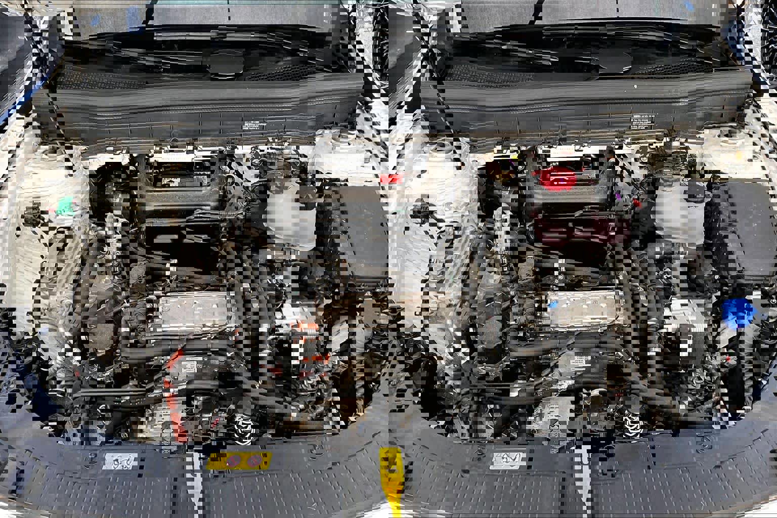 Certified 2023 Mercedes-Benz EQB 300 4MATIC image 32