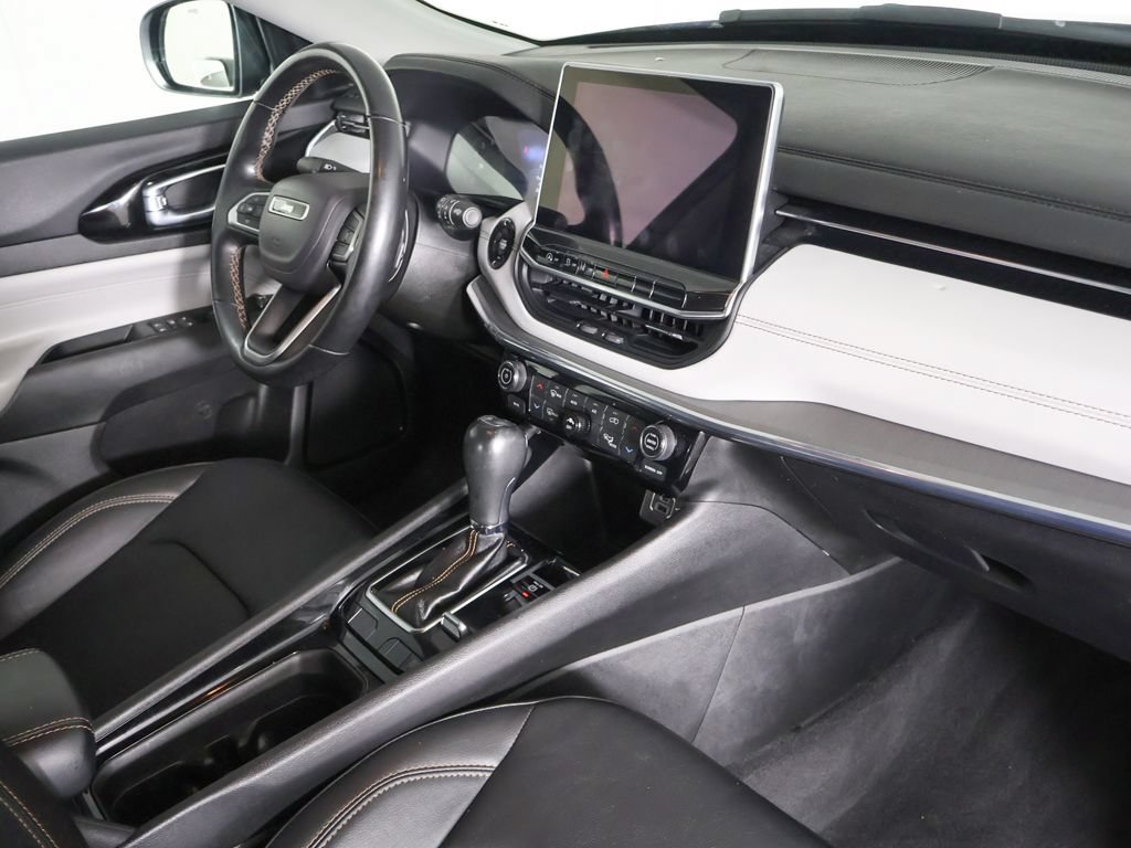 Used 2022 Jeep Compass Limited AWD/4WD image 27