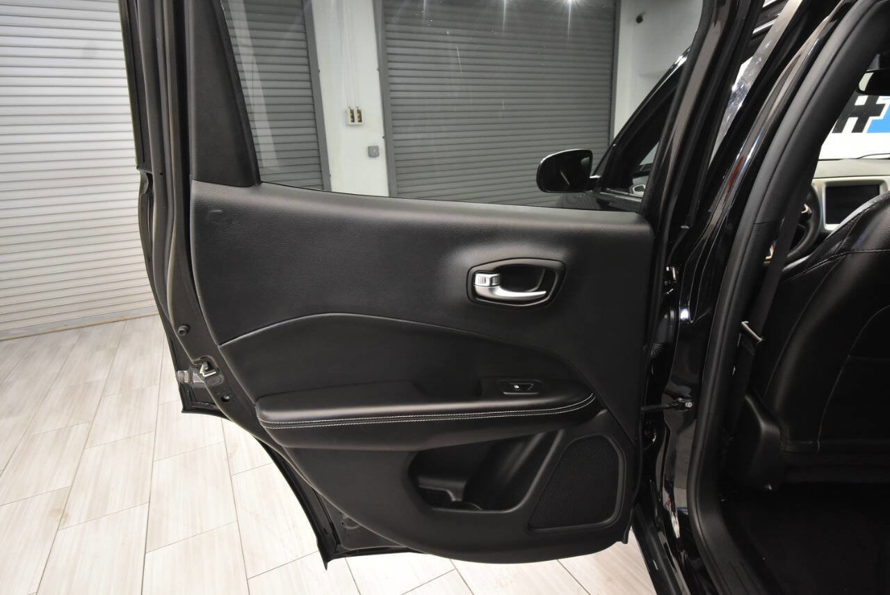 Used 2021 Jeep Compass Latitude AWD/4WD image 15