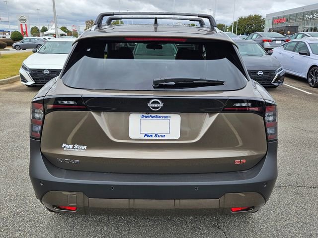 New 2026 Nissan Kicks SR image 10