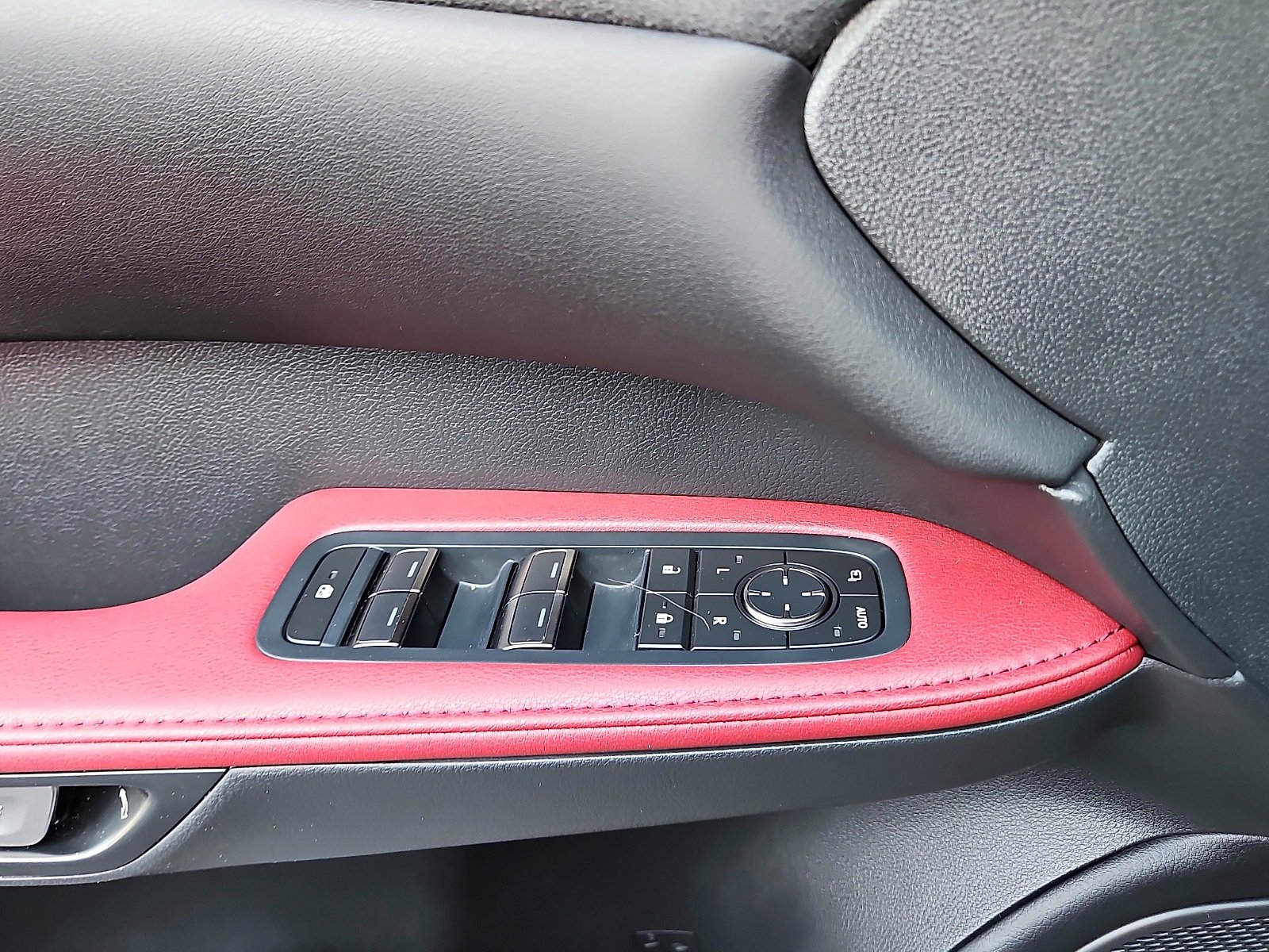 Used 2024 Lexus RX 500h F Sport w/ Convenience Package image 18
