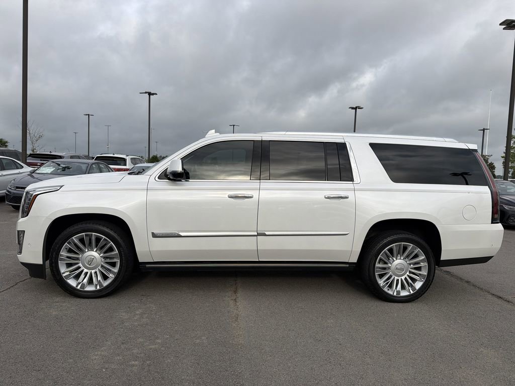 Used 2019 Cadillac Escalade ESV Platinum image 2