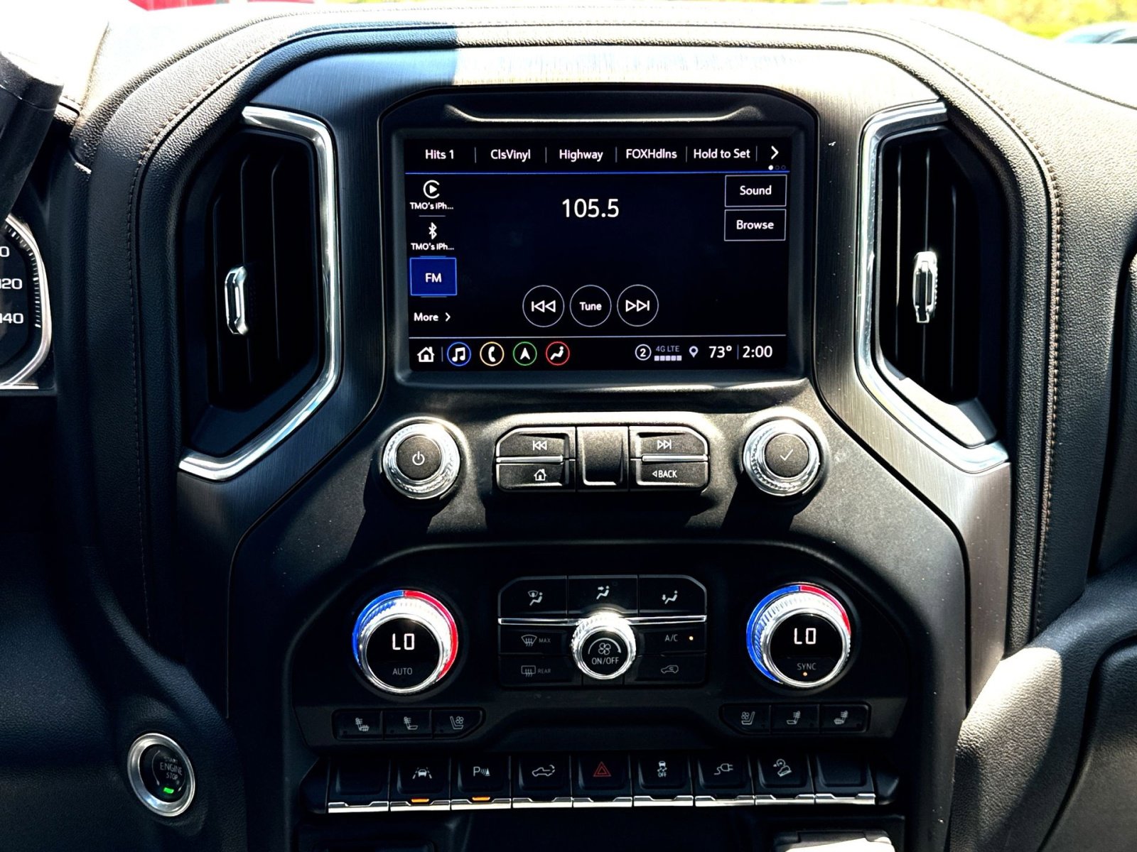 Used 2022 GMC Sierra 1500 AT4 w/ AT4 Premium Package AWD/4WD image 18