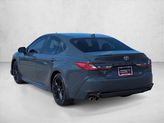 Used 2025 Toyota Camry SE w/ Convenience Package FWD image 9